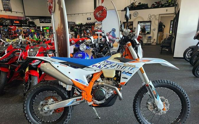 2024 KTM 500 EXC-F Six Days First Look [Fast Facts]