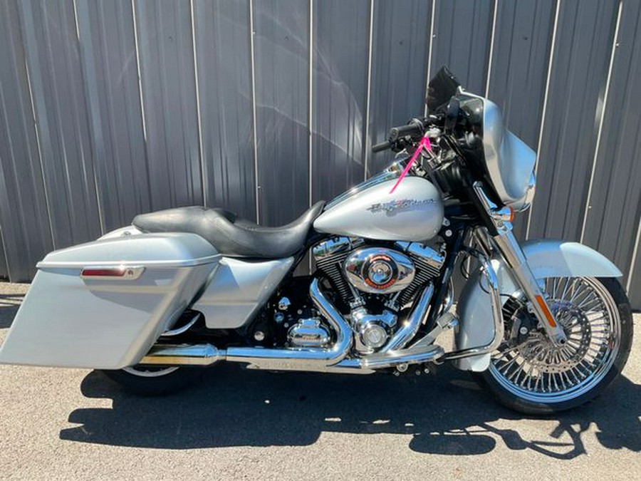 2010 Harley-Davidson Street Glide Base