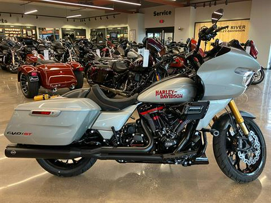 2025 Harley-Davidson CVO™ Road Glide® ST