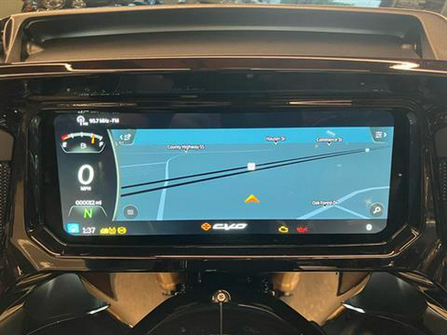 2025 Harley-Davidson CVO™ Road Glide® ST