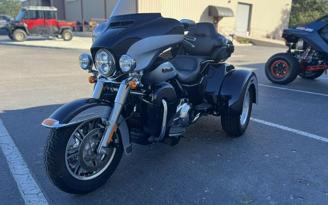 2019 Harley-Davidson Trike FLHTCUTG - Tri Glide Ultra