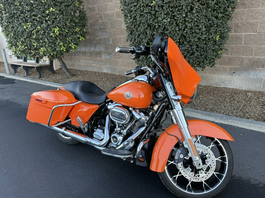 FLHXS 2023 Street Glide® Special