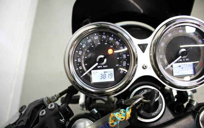2017 Triumph Street Cup