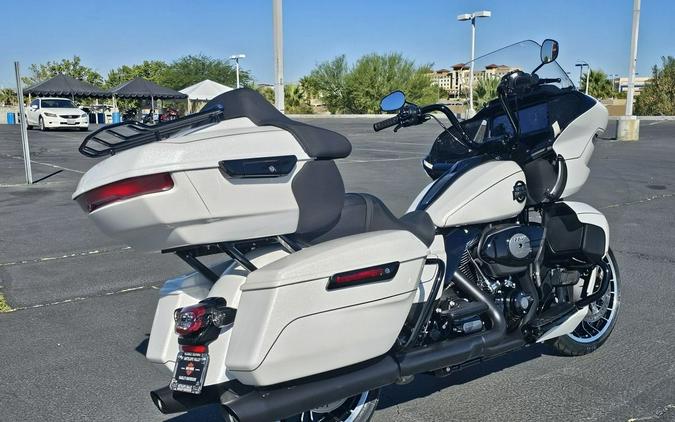 2026 Harley-Davidson® FLTRXL - Road Glide® Limited