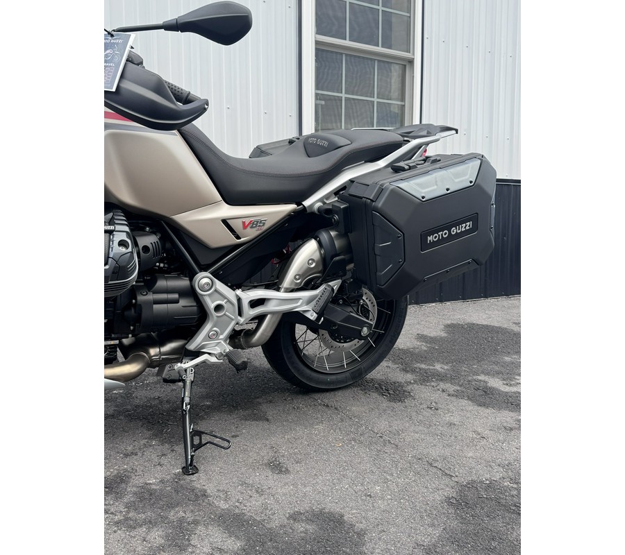 2026 Moto Guzzi V85 TT Travel