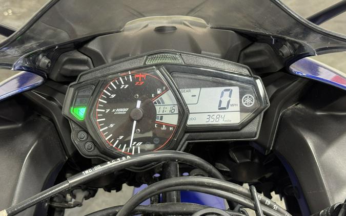 2015 YAMAHA YZF-R3