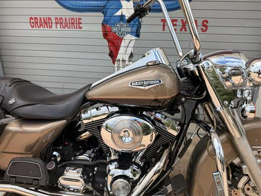 2004 Harley-Davidson FLHRCI Road King® Classic