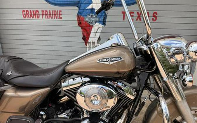 2004 Harley-Davidson FLHRCI Road King® Classic