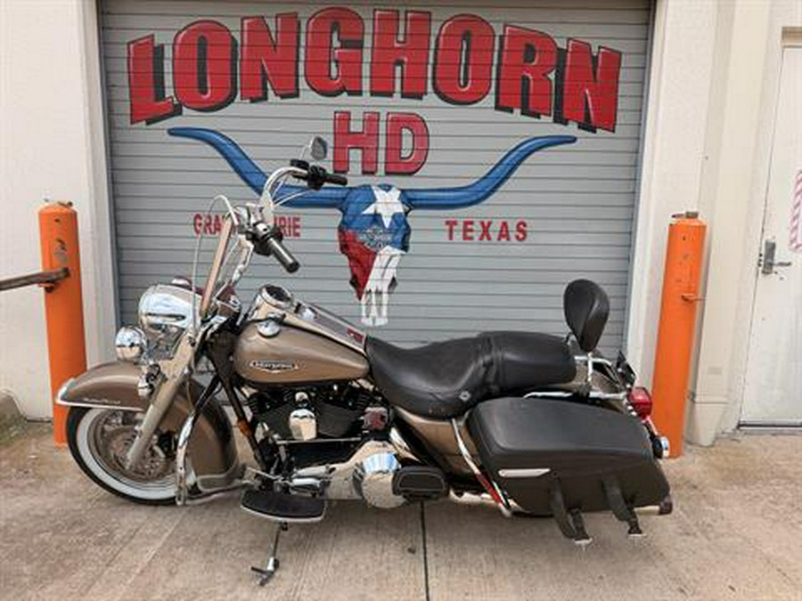 2004 Harley-Davidson FLHRCI Road King® Classic