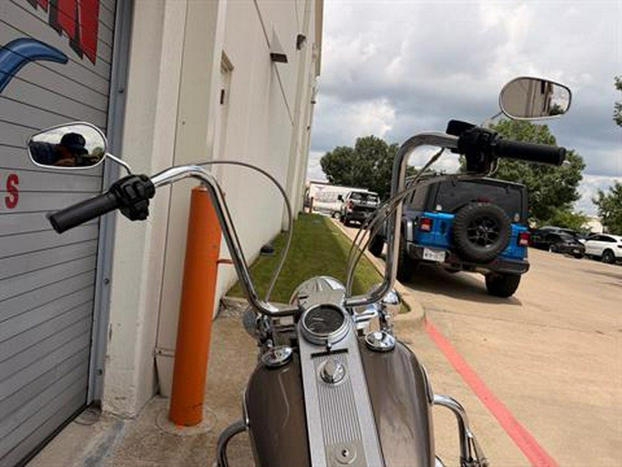 2004 Harley-Davidson FLHRCI Road King® Classic