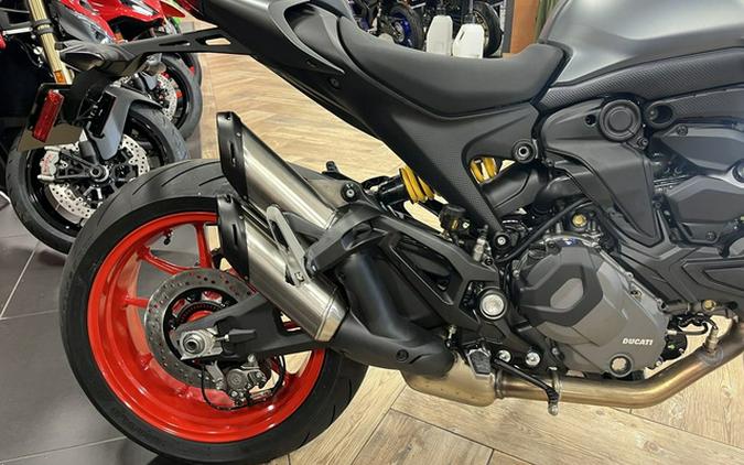 2026 Ducati Monster Plus