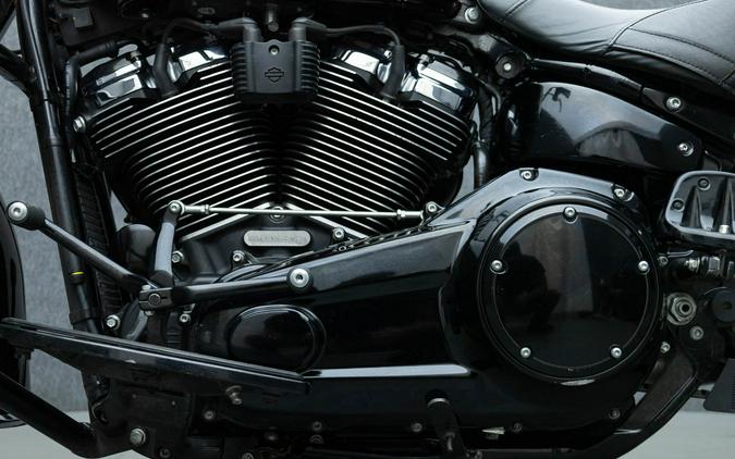 2018 HARLEY DAVIDSON FLHC HERITAGE CLASSIC W/ABS