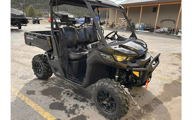 2023 Can-Am Defender XT HD10