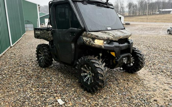 2017 Can-Am® Defender XT™ CAB HD10 Mossy Oak Break-up Country Camo
