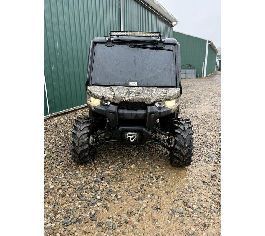 2017 Can-Am® Defender XT™ CAB HD10 Mossy Oak Break-up Country Camo