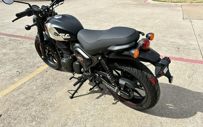 2027 Royal Enfield Hunter 350 Tokyo Black