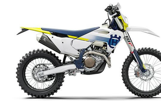 2023 Husqvarna FE 450 First Look [6 Fast Facts – New Model]