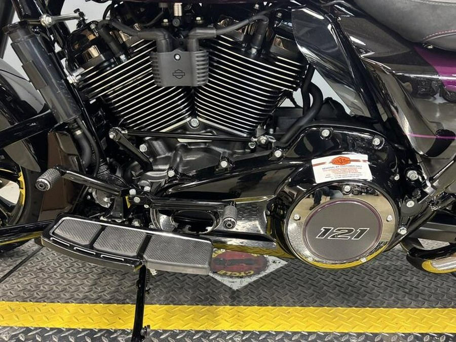 2025 Harley-Davidson CVO™ Street Glide® Poison Berry