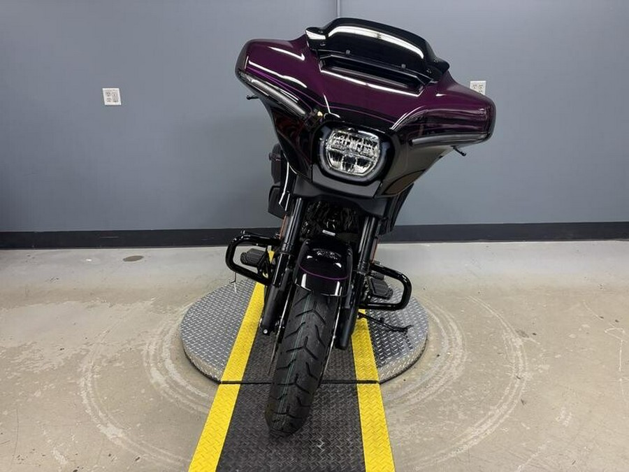 2025 Harley-Davidson CVO™ Street Glide® Poison Berry