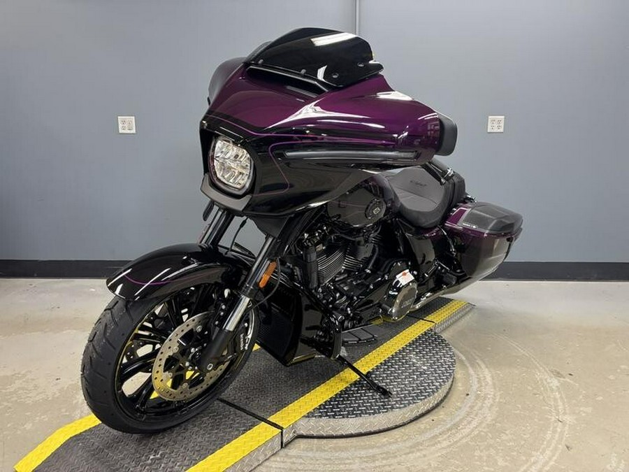 2025 Harley-Davidson CVO™ Street Glide® Poison Berry