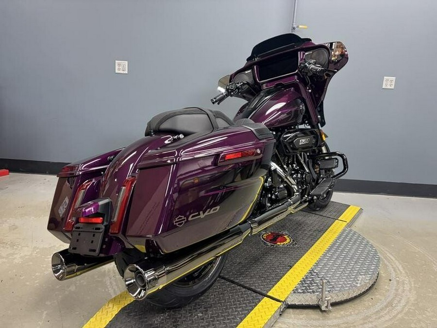 2025 Harley-Davidson CVO™ Street Glide® Poison Berry