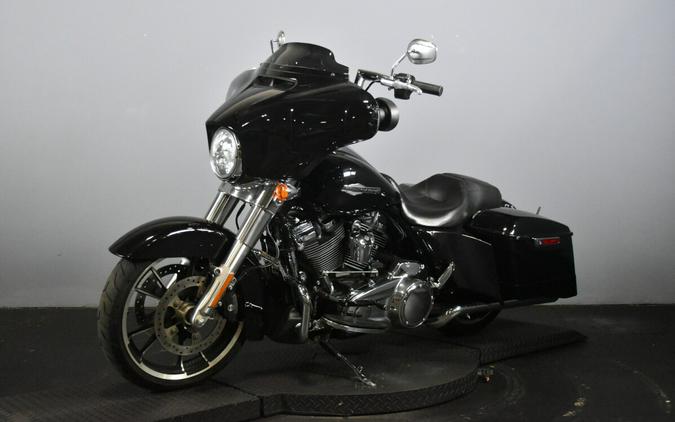 2023 Harley-Davidson Street Glide