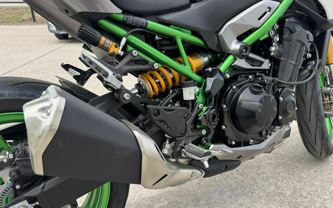2025 Kawasaki Z900 SE ABS