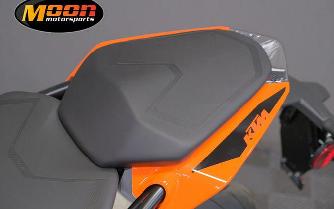 2023 KTM 390 Duke 390 BLACK