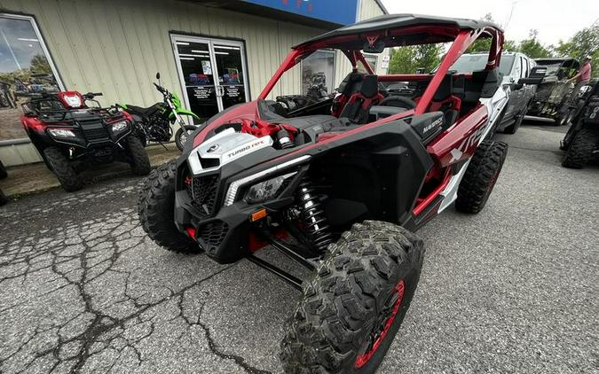 2025 Can-Am® Maverick X3 X rs Turbo RR with Smart-Shox Fiery Red & Hyper Silver