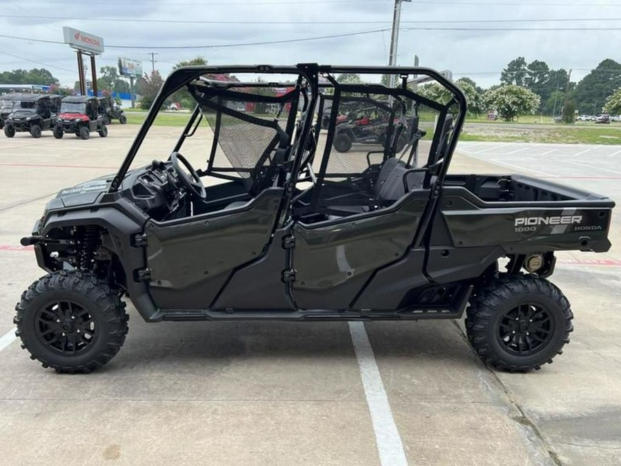 2025 Honda® Pioneer 1000-6 Deluxe Crew