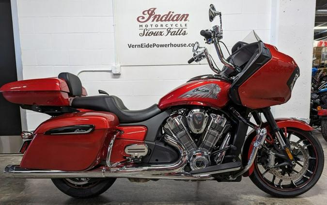 2020 Indian Challenger Limited Ruby Metallic
