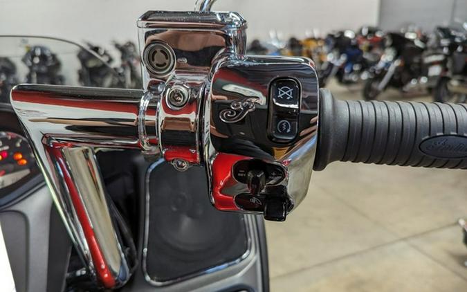 2020 Indian Challenger Limited Ruby Metallic