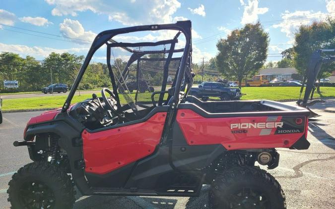 2023 Honda® Pioneer 1000 Deluxe