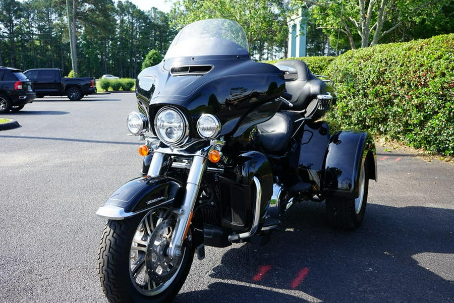 2022 Harley-Davidson® FLHTCUTG - Tri Glide® Ultra