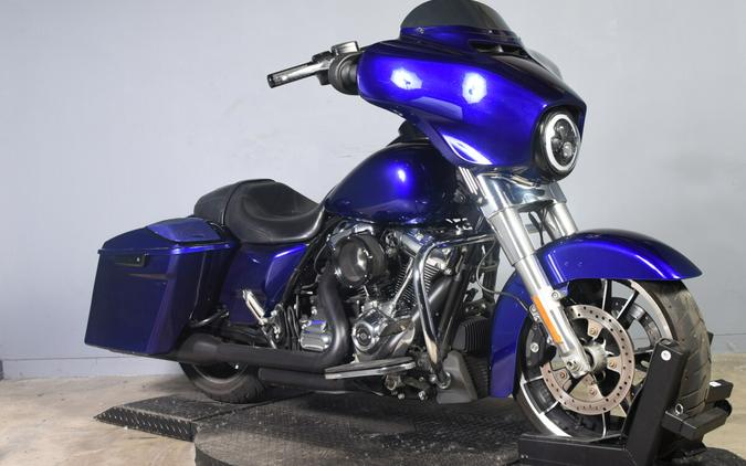 2022 Harley-Davidson Street Glide