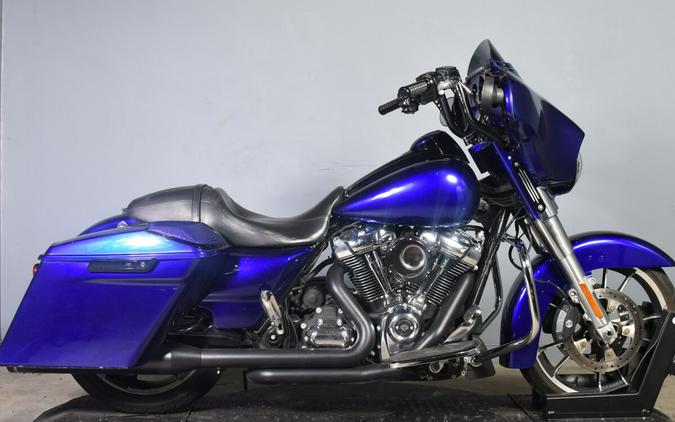 2022 Harley-Davidson Street Glide