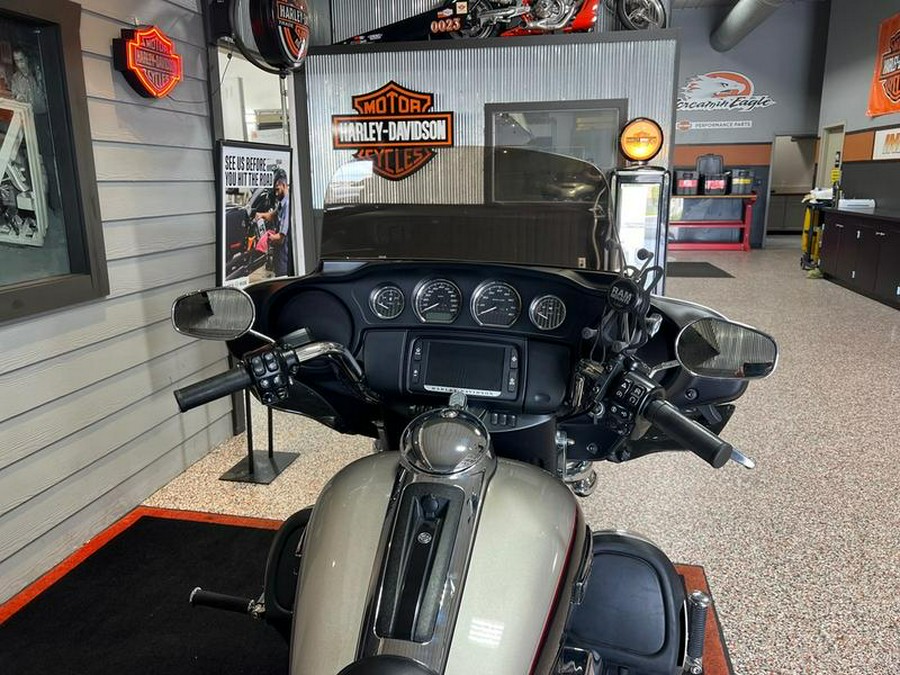 2018 Harley-Davidson® FLHTCUTG - Tri Glide® Ultra