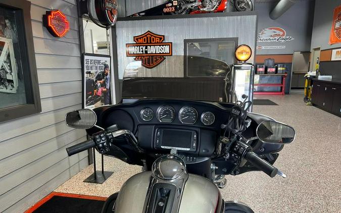 2018 Harley-Davidson® FLHTCUTG - Tri Glide® Ultra