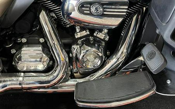 2018 Harley-Davidson® FLHTCUTG - Tri Glide® Ultra