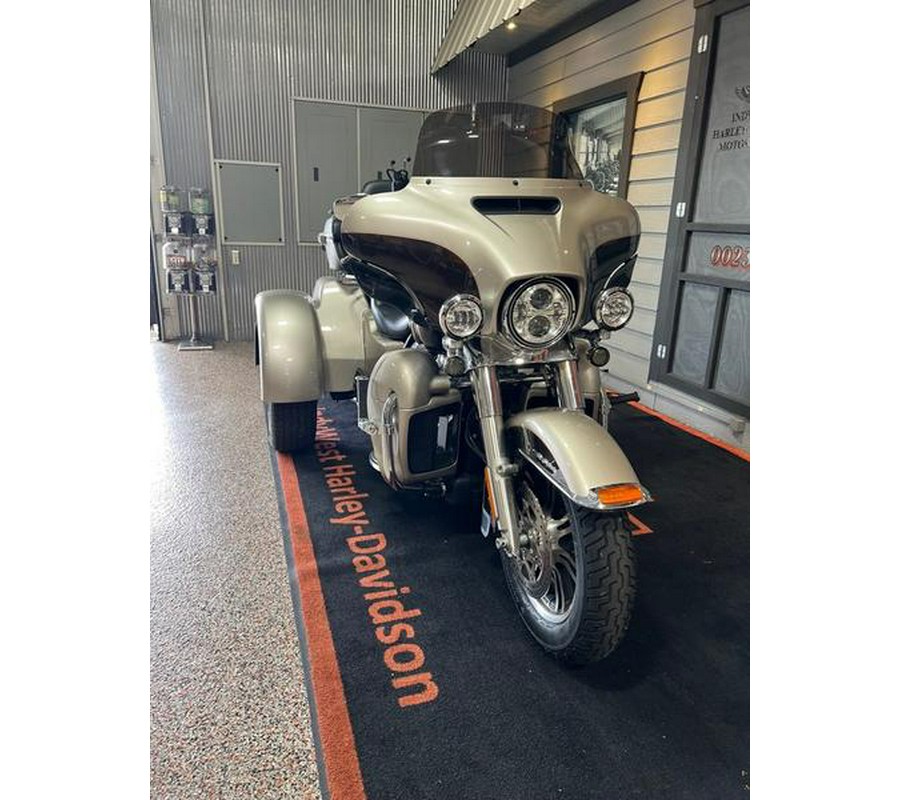 2018 Harley-Davidson® FLHTCUTG - Tri Glide® Ultra