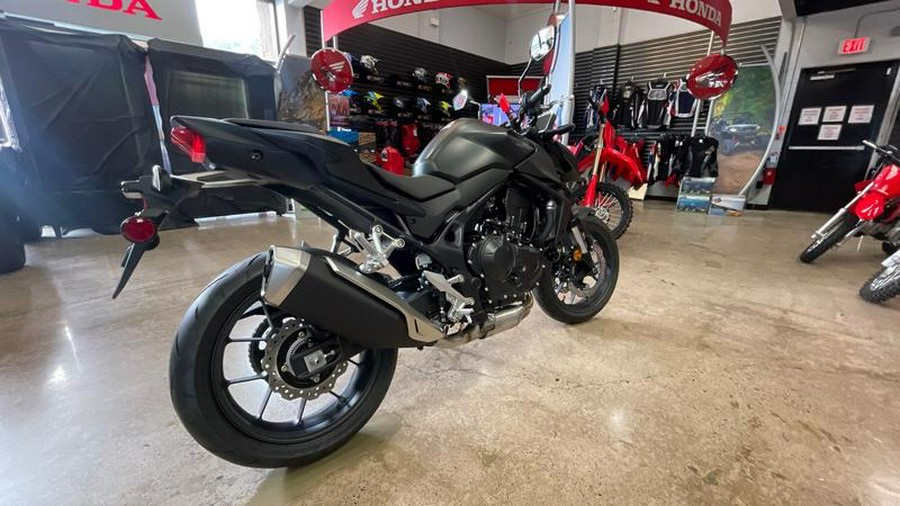 2025 Honda® CB750 Hornet