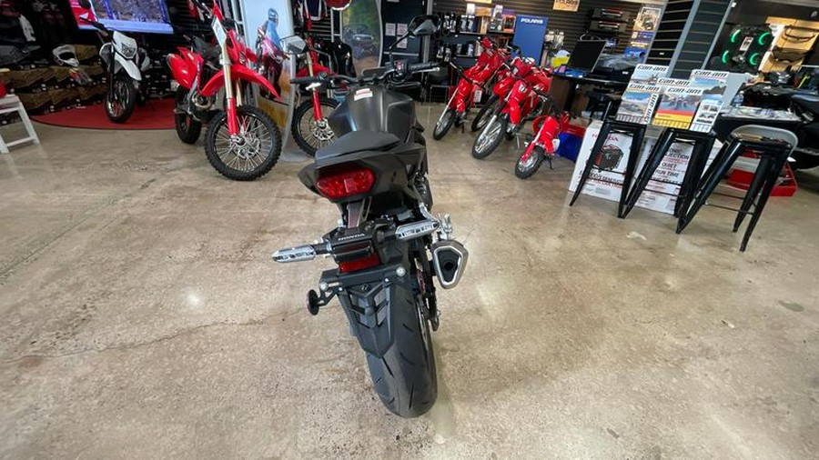 2025 Honda® CB750 Hornet