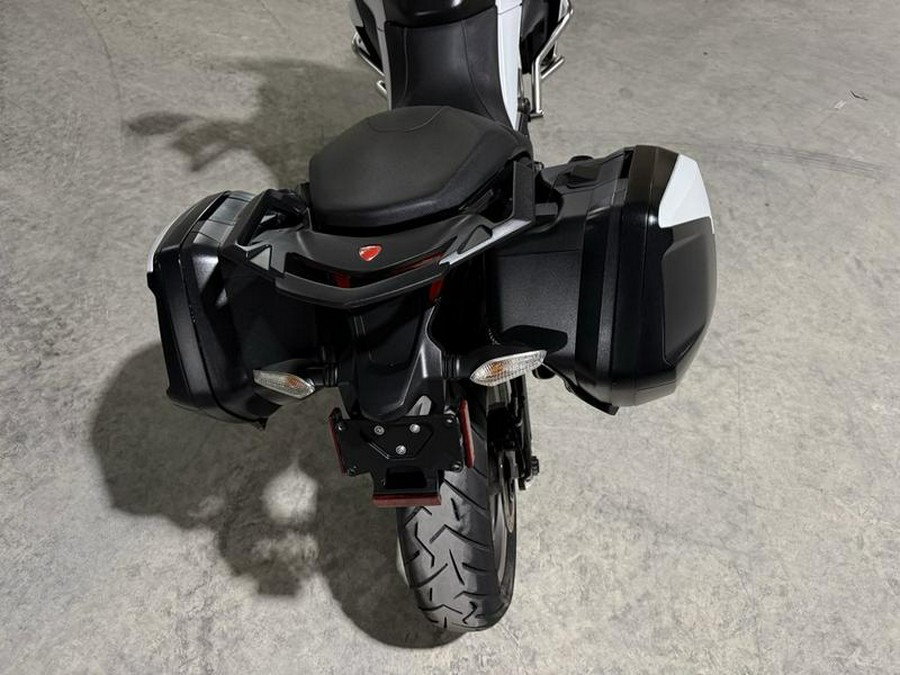 2017 Ducati Multistrada 950 Star White Silk