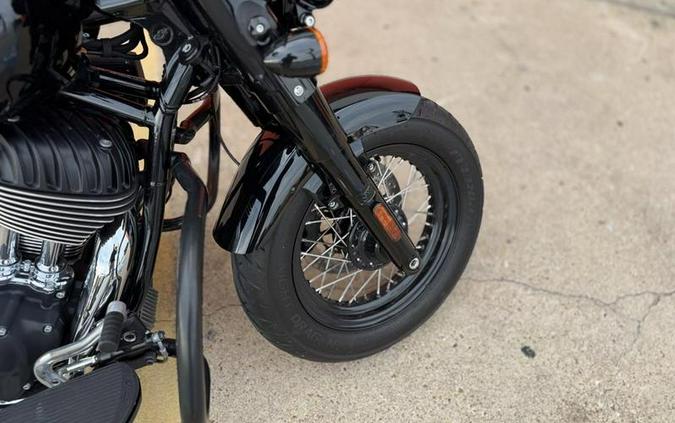 2022 Indian Motorcycle® Super Chief® Black Metallic