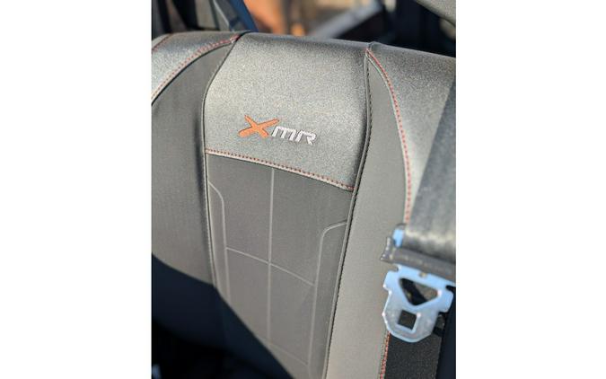 2026 Can-Am DEFENDER XMR HD11 1/2 DOORS