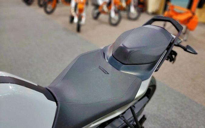 2023 KTM Duke 790