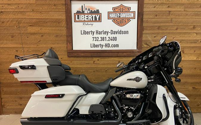 2024 Harley-Davidson Ultra Limited White Onyx Pearl - Black Finish FLHTK