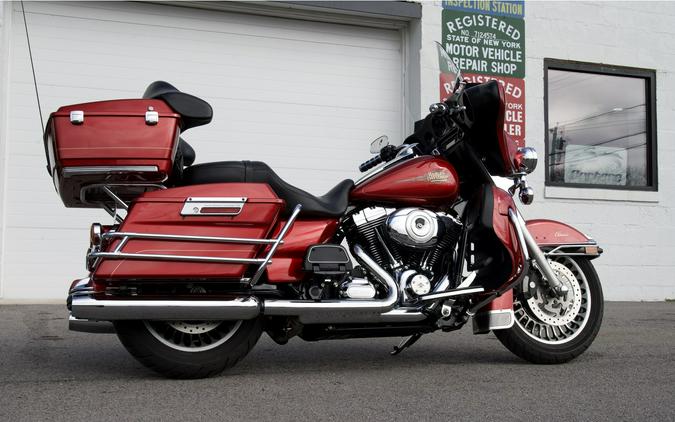 2012 Harley-Davidson® FLHTC Electra Glide Classic 103