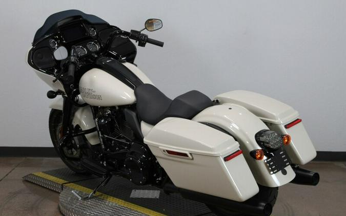 Harley-Davidson Road Glide ST 2023 FLTRXST 84360792 WHITE SAND PRL