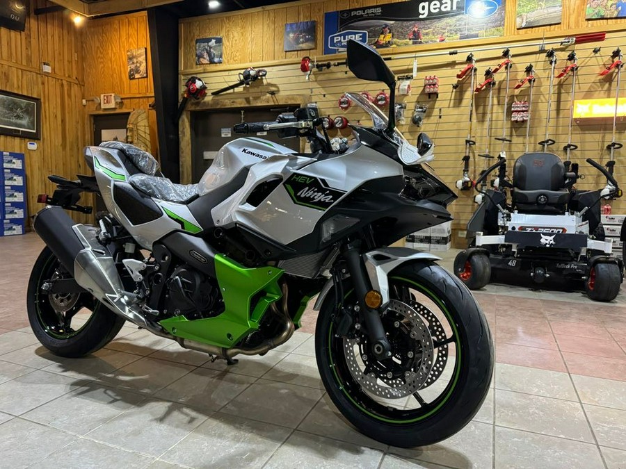 2024 Kawasaki Ninja® 7 Hybrid ABS - Metallic Bright Silver/Metallic Matte Lime Green/Ebony